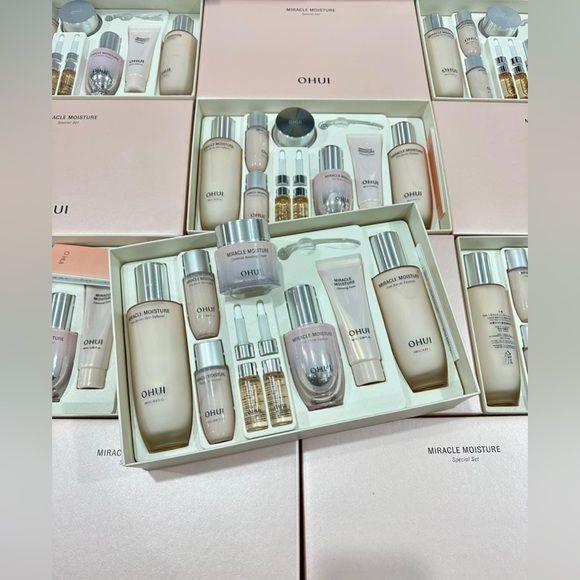 O HUI Miracle Moisture 4 Pcs Special Set 9 Items Smooth Moisturizing K-Beauty - Picture 6 of 10